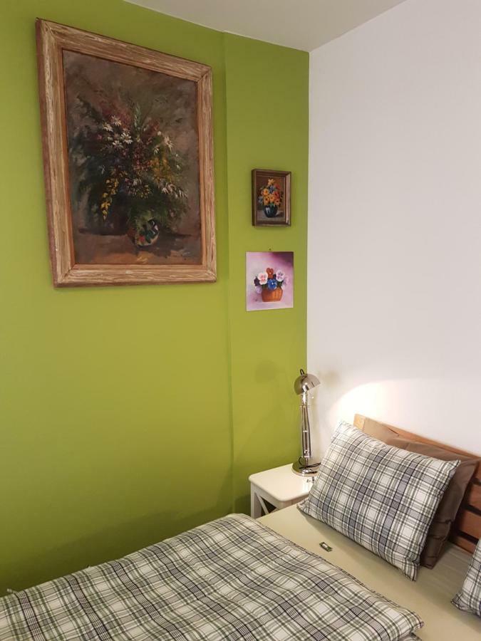 Garni Giacometti Couette-café 2*