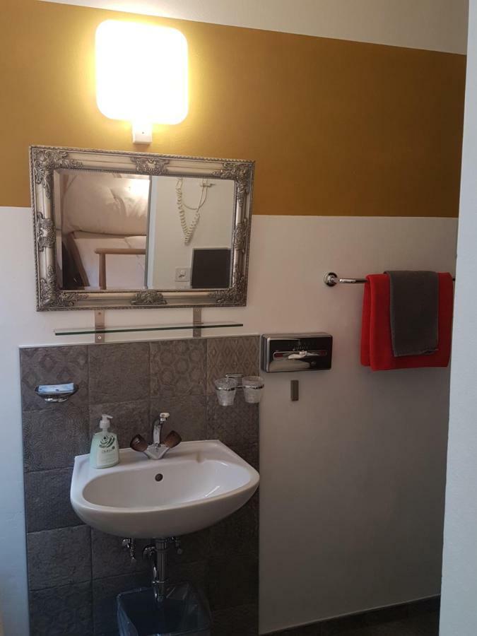 Garni Giacometti Bed & Breakfast 2*